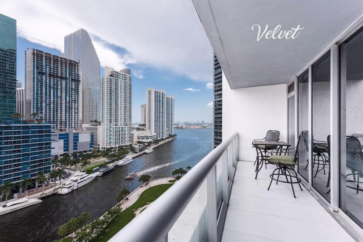 Icon Brickell Suites By Vesper Miami Exteriör bild